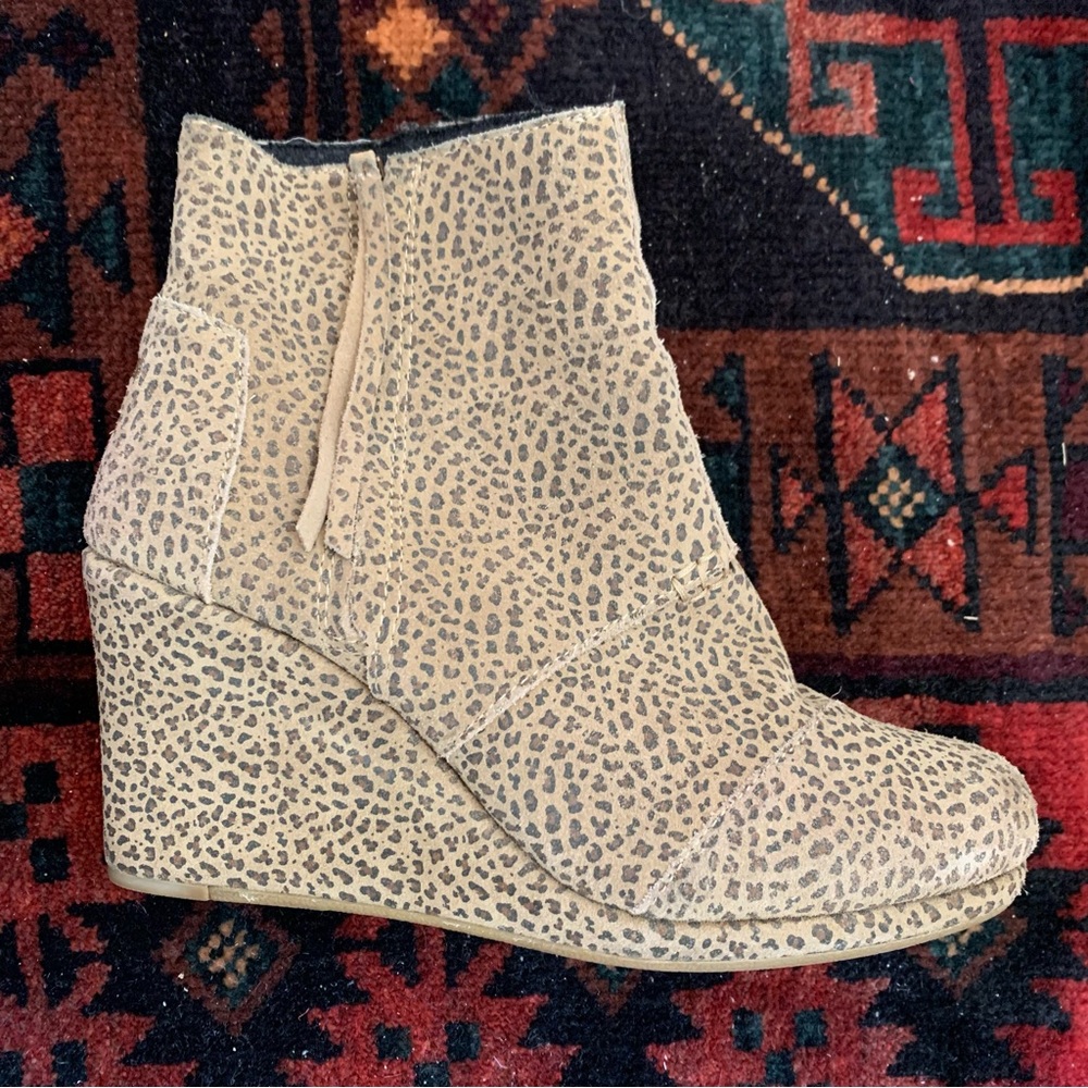 Toms Zip Ankle Booties